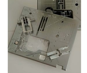 Juki HZL-UX8 eenvoudig steekplaat verwisselen